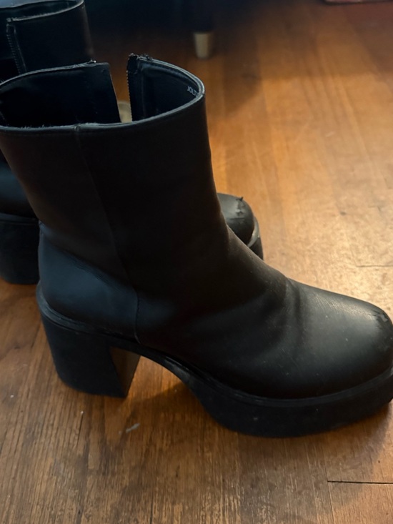Steve Madden Black Platform Heel Ankle Boots